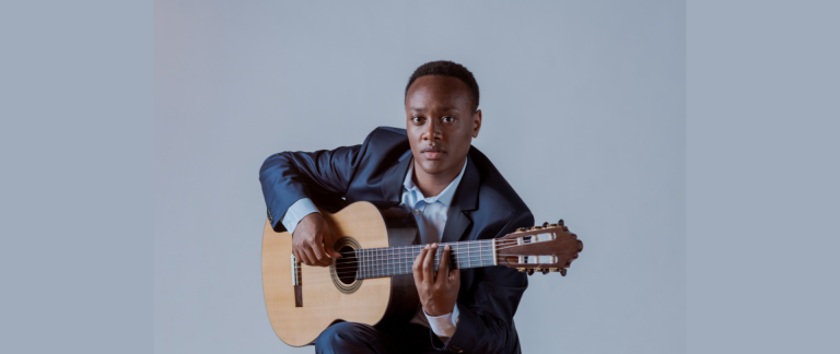 Raphaël Feuillâtre, guitar: Latin Passions